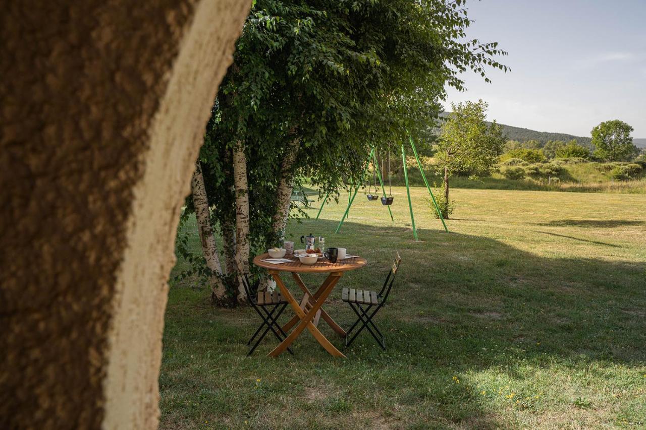 Appartement Val De Llous II 39 à Sainte-Léocadie Extérieur photo