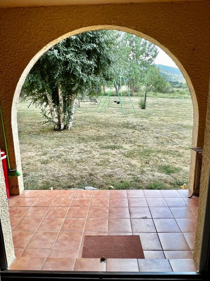 Appartement Val De Llous II 39 à Sainte-Léocadie Extérieur photo
